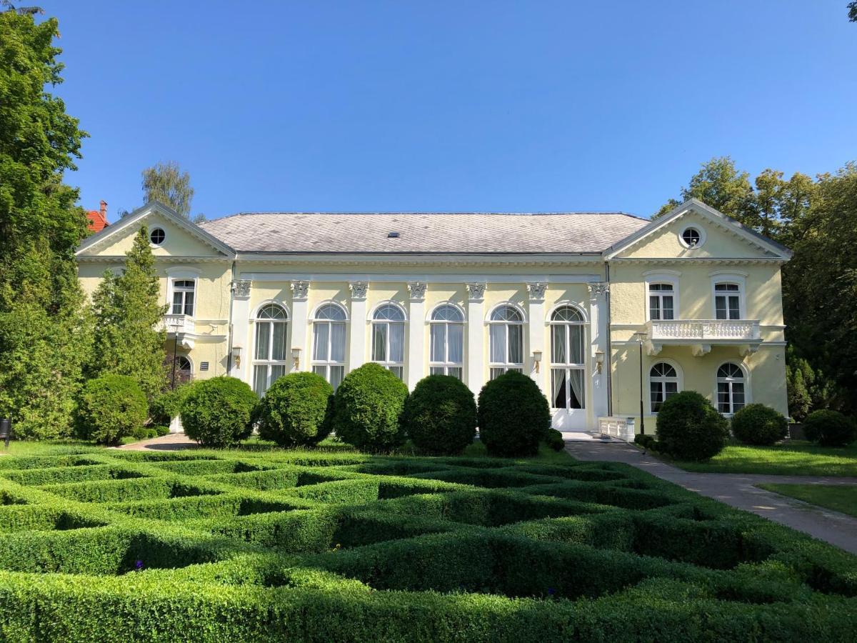 Jodla I Modrzew Apartment Jelenia Gora Exterior photo