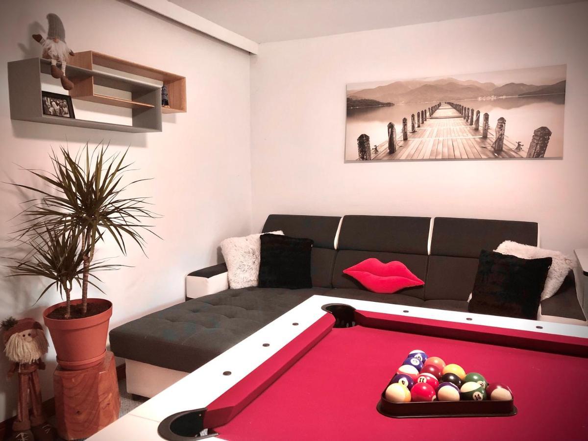 Jodla I Modrzew Apartment Jelenia Gora Exterior photo